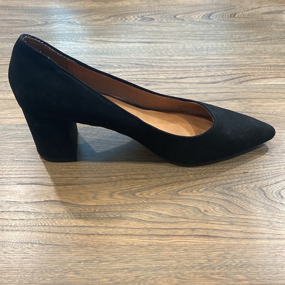 Corso Como Black Heels - Picture 7 of 9